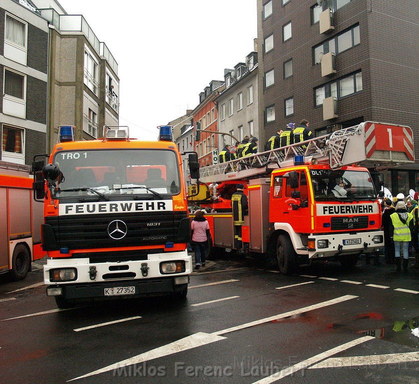 Feuerwehr Rettungsdienst Koelner Rosenmontagszug 2010 P007.JPG